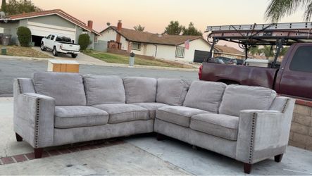 L shaped sectional