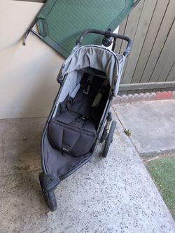 Jogging stroller