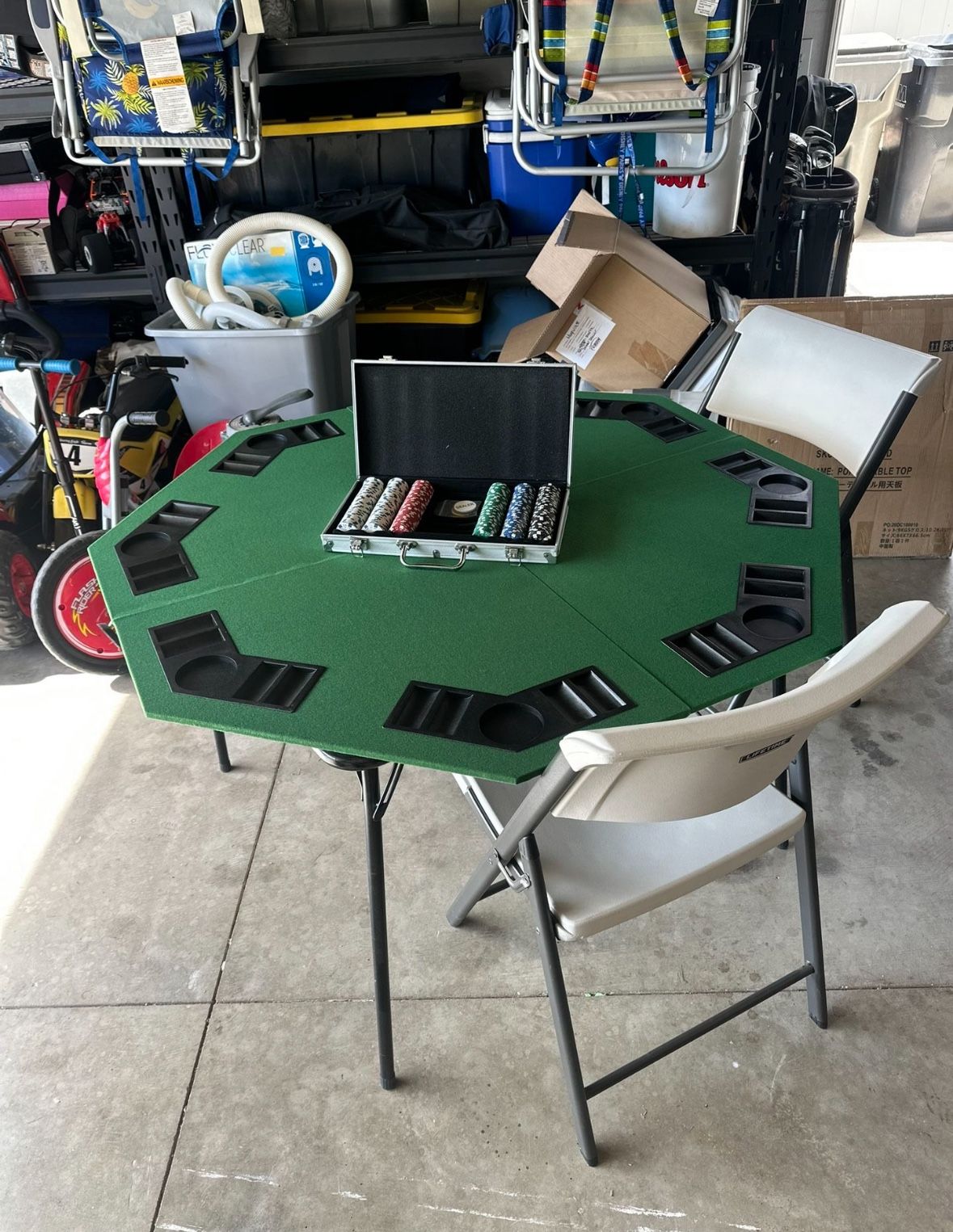 8 Person Poker Table Top & Poker Chips