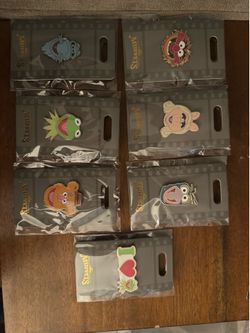 Muppets Pins
