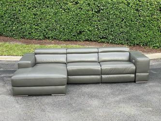 🛋️ Sectional Couch/Sofa - Electric Recliner - Leather - Delivery Available 🚛