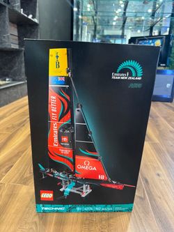 LEGO Technic Emirates Team New Zealand AC75 42174