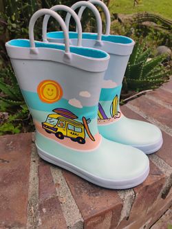 New Cat And Jack Rain boots Sz 10