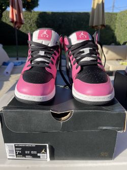 Nike Jordan 1 Mid