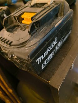 MAKITA Battery: LXT®, 5 Ah, Battery…
MAKITA Battery: LXT®, 5 Ah, Battery