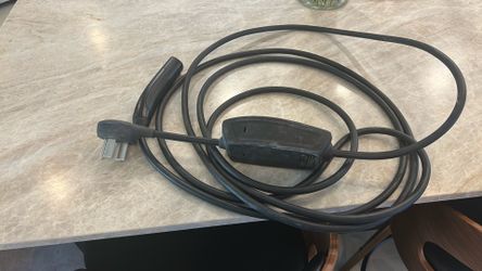 Tesla mobile connector