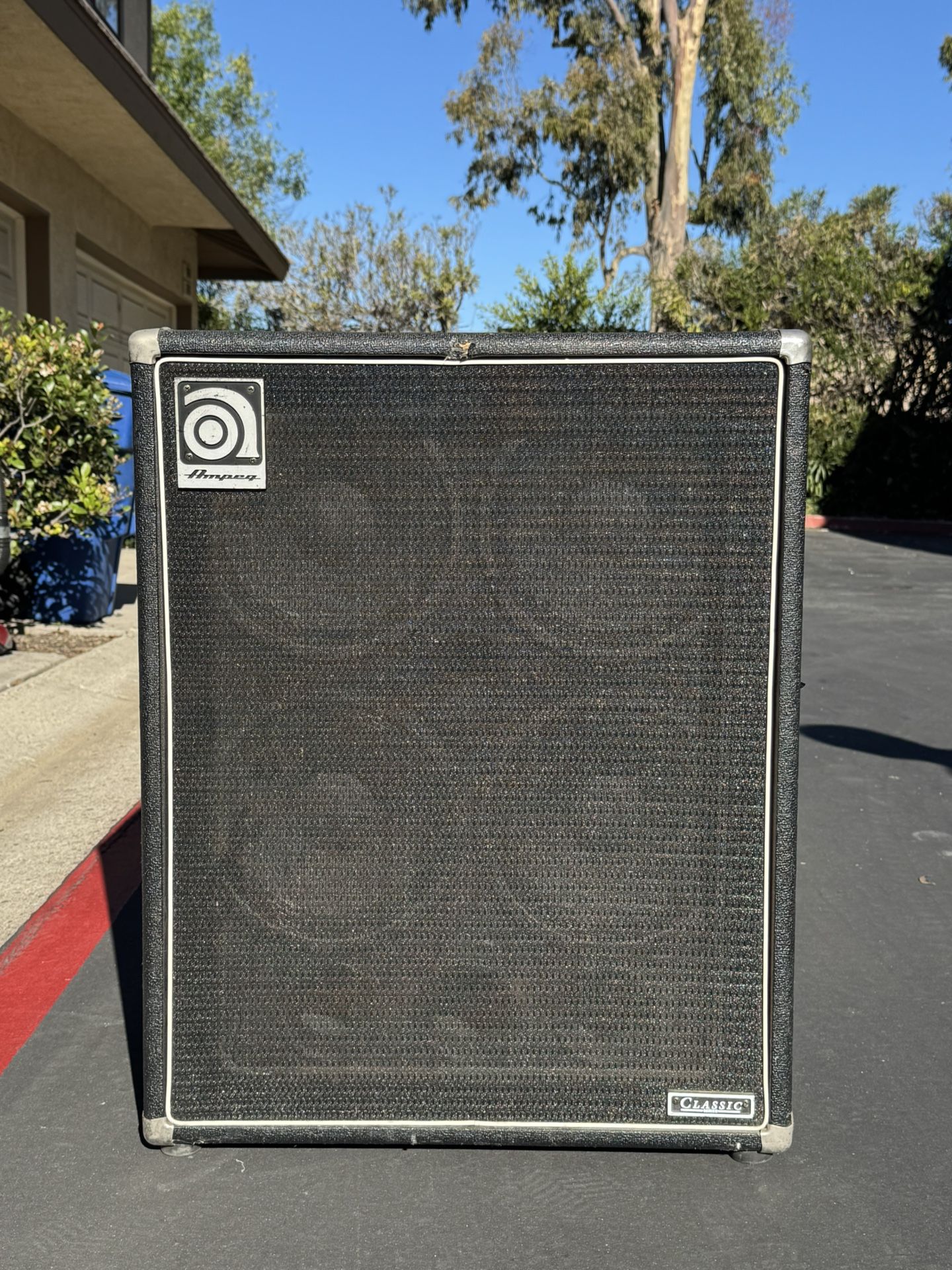 Ampeg 4X10 SVT410HLF bass cabinet