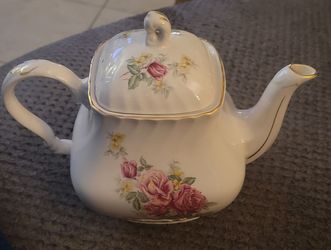 Vintage Crown Dorset fine ceramic teapot from Staffordshire, England