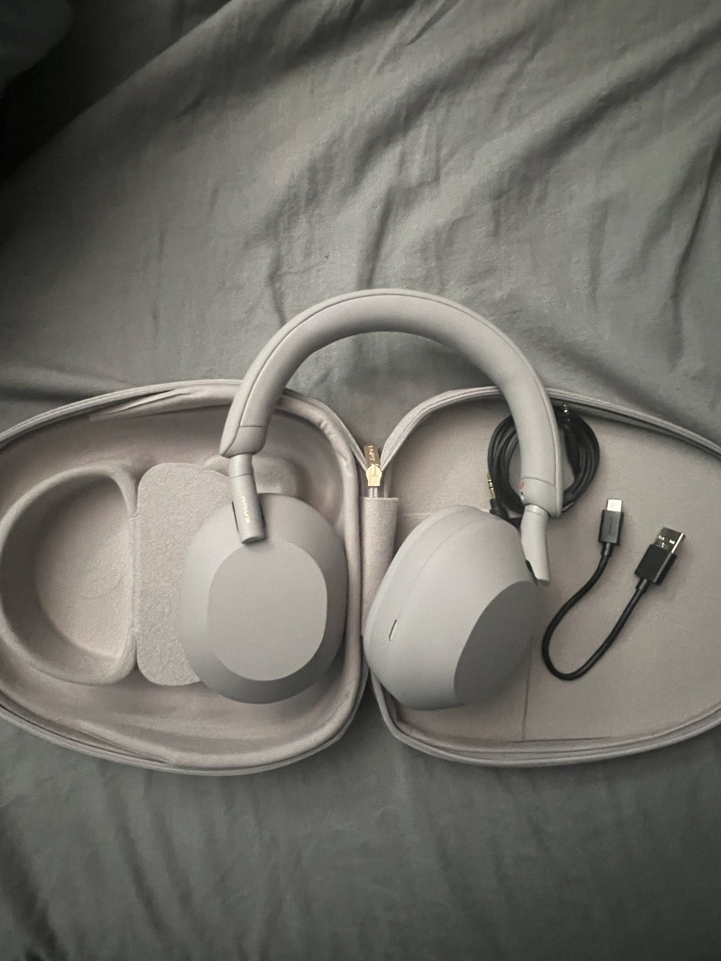 Sony WH-1000XM5 Premium Noise Canceling Wireless