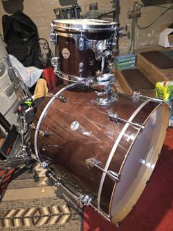 DW Concept All Maple 24 in.  Bass Drum  And  Tom .