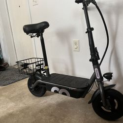 iScooter F2 Electric Scooter with Seat Goes MPH 18 Mile Range 