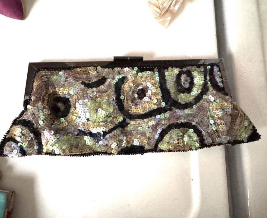 Vintage New York & Company Beaded Bag Chain Needs To Be Reassembled
