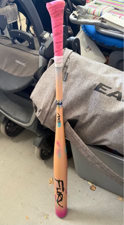Axe Fury Slowpitch Softball Bat