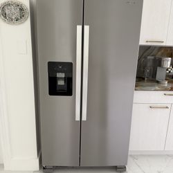 Whirlpool  Refrigerator WRS325SDHZ