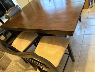 Kuolin Cherrywood Bar Height Dining Table And 4 Chairs
