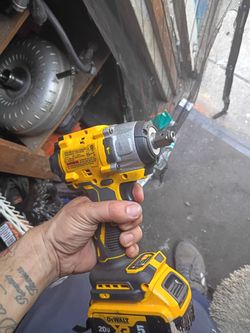 DeWalt