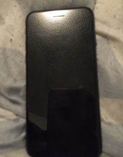 IPHONE 7 UNLOCKED ICLOUD CLEAN PICK UP ONLY