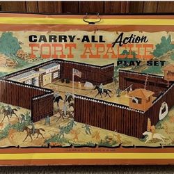 Vintage Marx Fort Apache Tin Carry-all Case Set