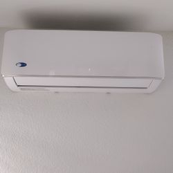 New 9K btu 9000btu Mini Split AC / Air Conditioner Heating & Cooling Installation Installer Repair And Service

