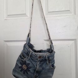 4 Bags