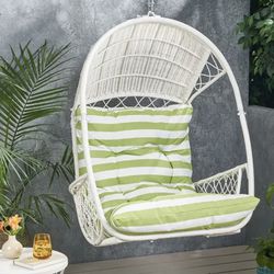 Wicker Hanging Chair 