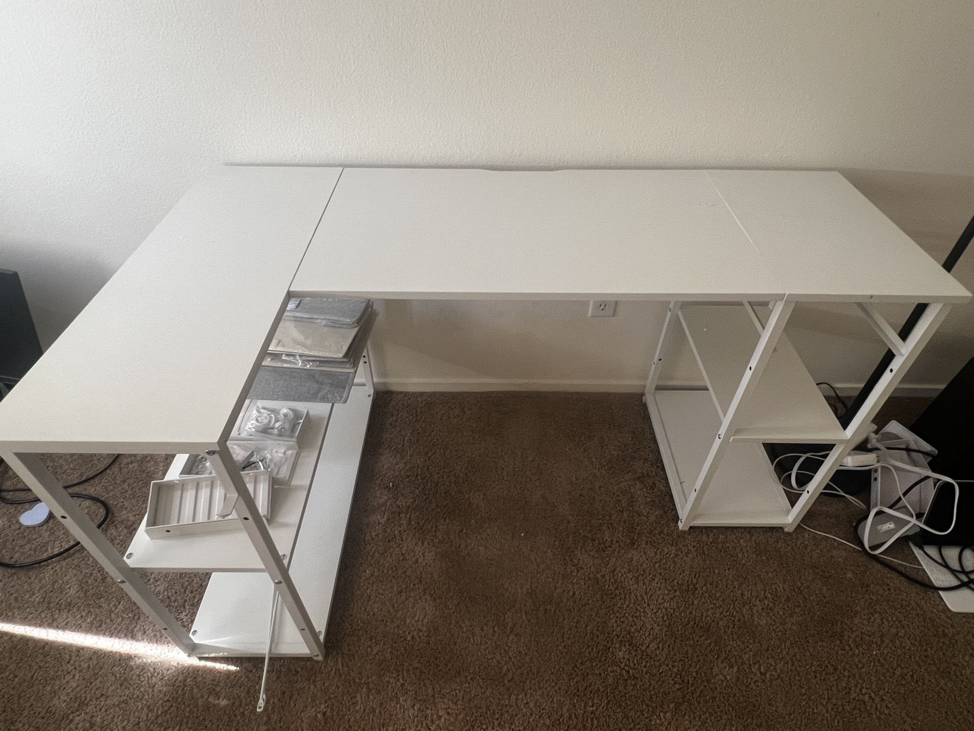 ＭａｉｈａｉｌL Shaped Desk with Drawers,55