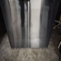 Frigidaire Black Stainless Dishwasher 