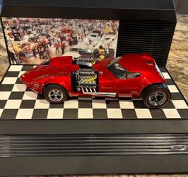 Hot Wheels Legends to life 1969 Twin Mill with display