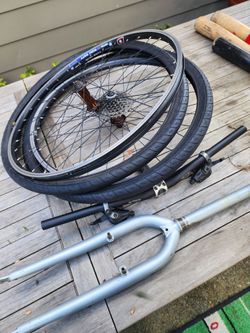 Bicycle parts/light/rack bag