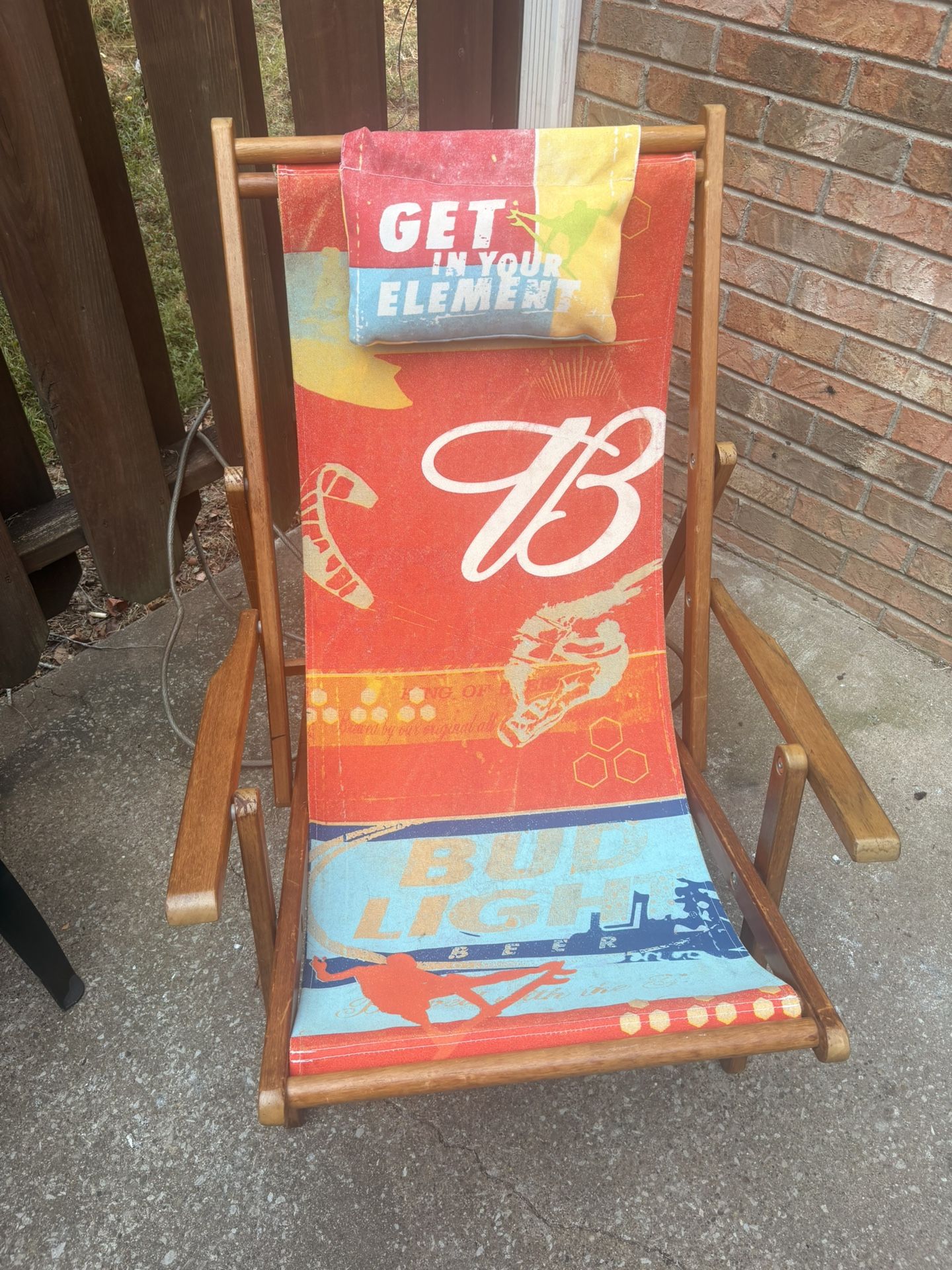 2004 Budweiser Beach Lounge Chair