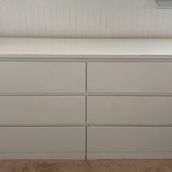 IKEA Malm 6 Drawer Dresser - White 