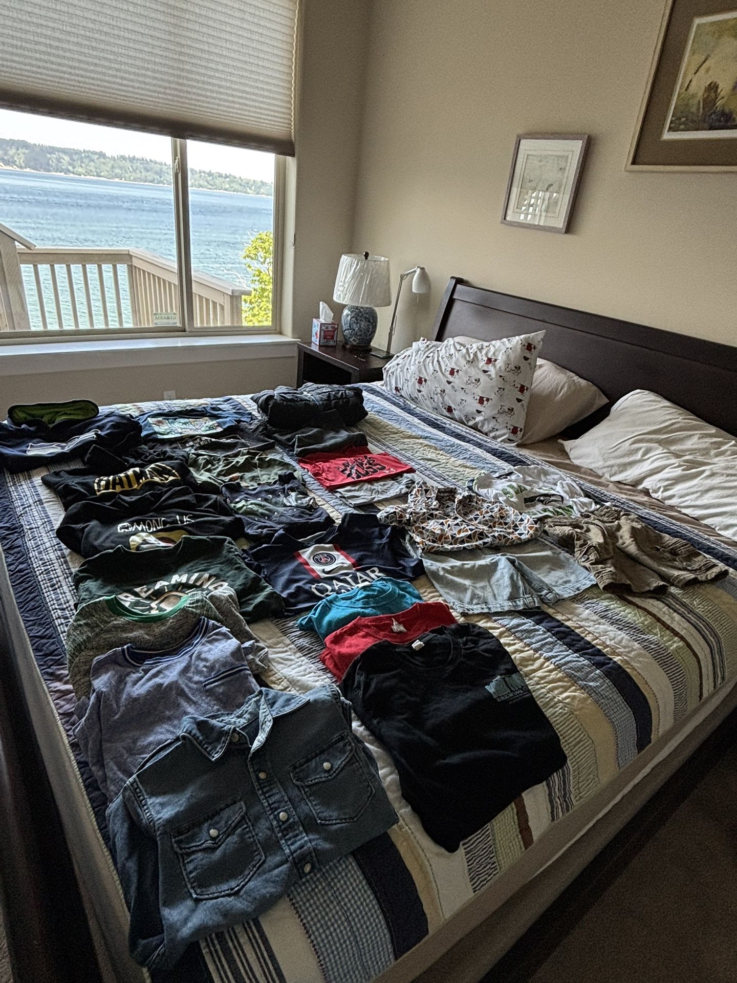 Boy size 7/8 clothing 23 pieces