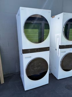LG Tower ThinQ Stacked Washer Dryer Unit