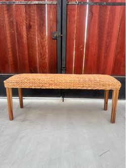 Indoor wicker bench!!