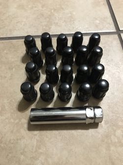 Lug nuts