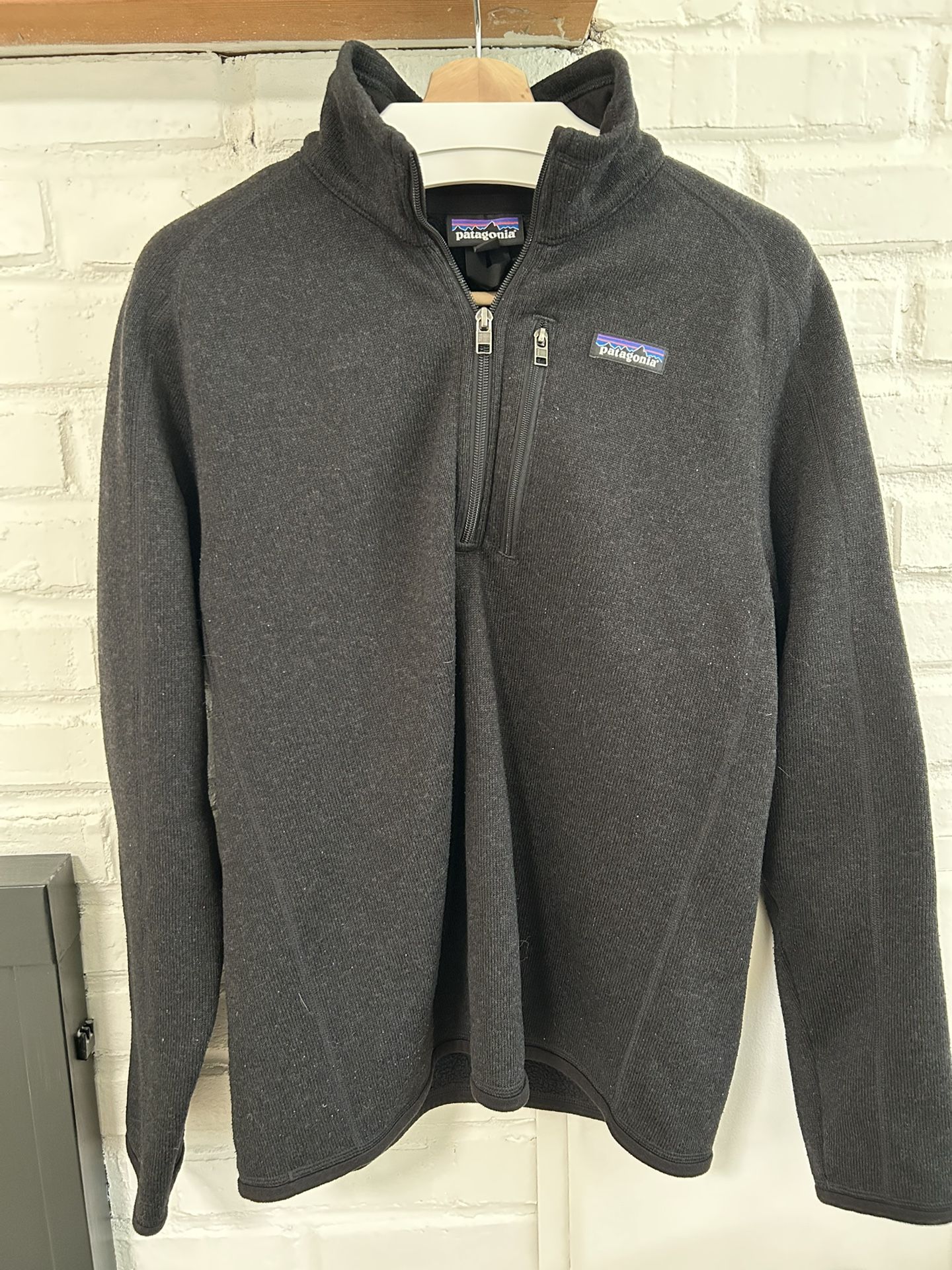 Mint Men’s medium Patagonia Better Sweater Quarter Zip