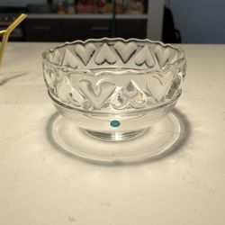 Tiffany Crystal Heart Pattern 8 Inch Bowl