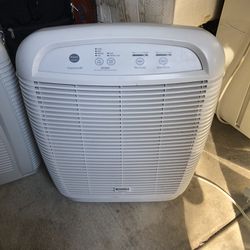 PRICE IS FIRM Kenmore Progressive 335 Hepa Air Cleaner Purifier Allergy Pet Smoke Dust Pollen LIKE NEW FILTERS LARGE ROOM