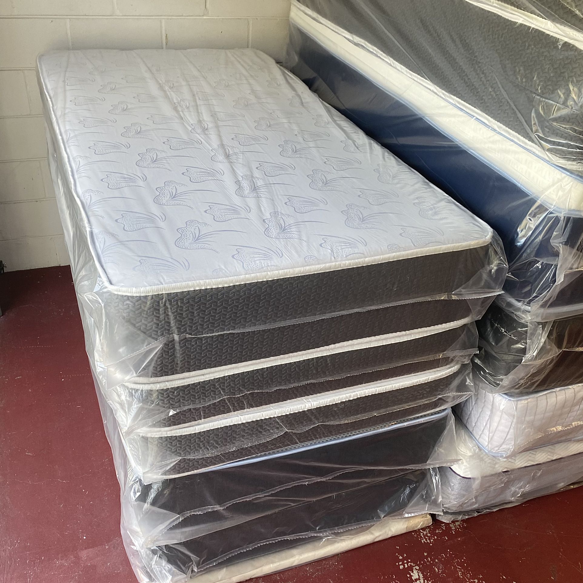 Twin Size Mattress 10” Inches Thick New From Factory Also Available in: Full, Queen, King Same Day Delivery