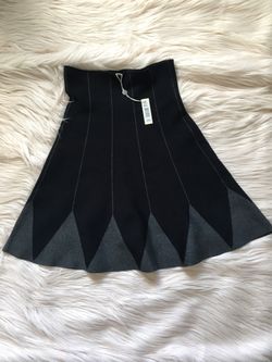 Max Studio Skater Winter Skirt size M/Lnew with tag