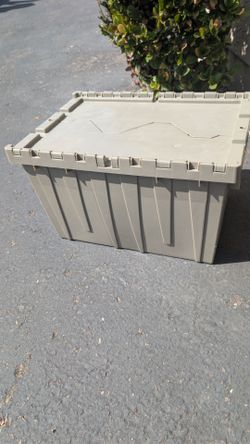 Storage bins stackable