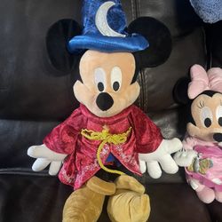 Mickey And Minnie Plushies 