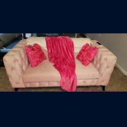 BRAND NEW PINK LOVESEAT AND SOFA CHAIR 💗🩷