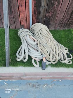 Heavy duty rope.