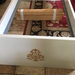 TWIN BED FRAME