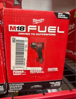Milwaukee M18 FUEL Gen-2 18V Lithium-Ion Brushless Cordless Mid Torque 1/2 in. Impact Wrench w/Friction Ring (Tool-Only)