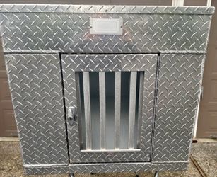 Dog crate