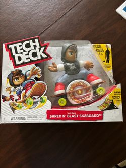 Tech deck shred n blast sk8Board