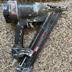 Senco Finish Pro 35 Angled Nailer w/ Case 