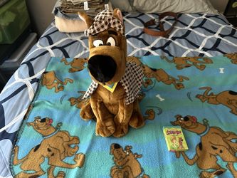 Scooby Doo Stuffed Animal, Fleece Throw And Deck Of Cards